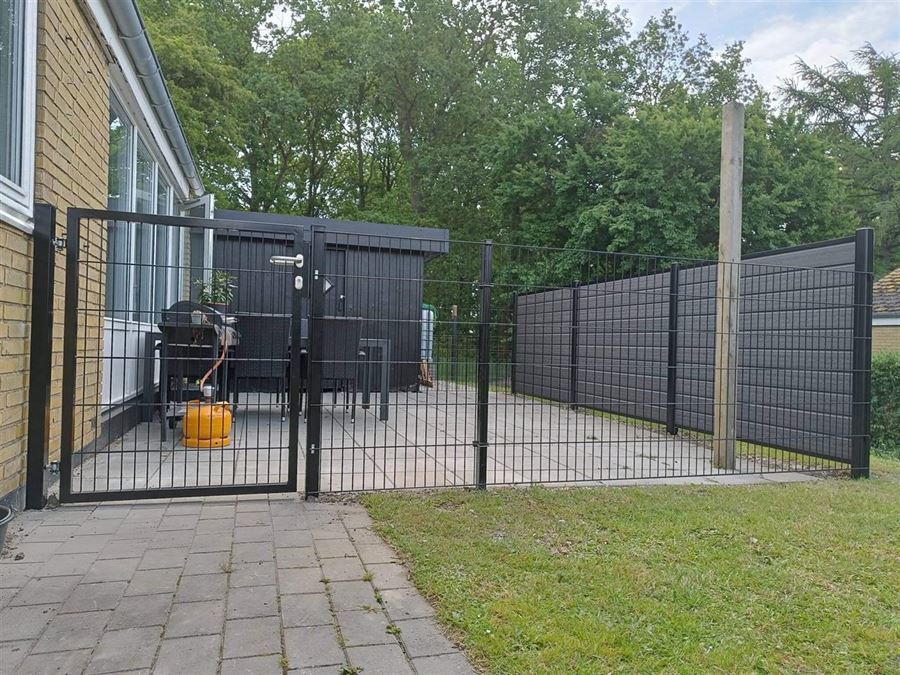 Alt du behøver at vide om panelhegn til din have